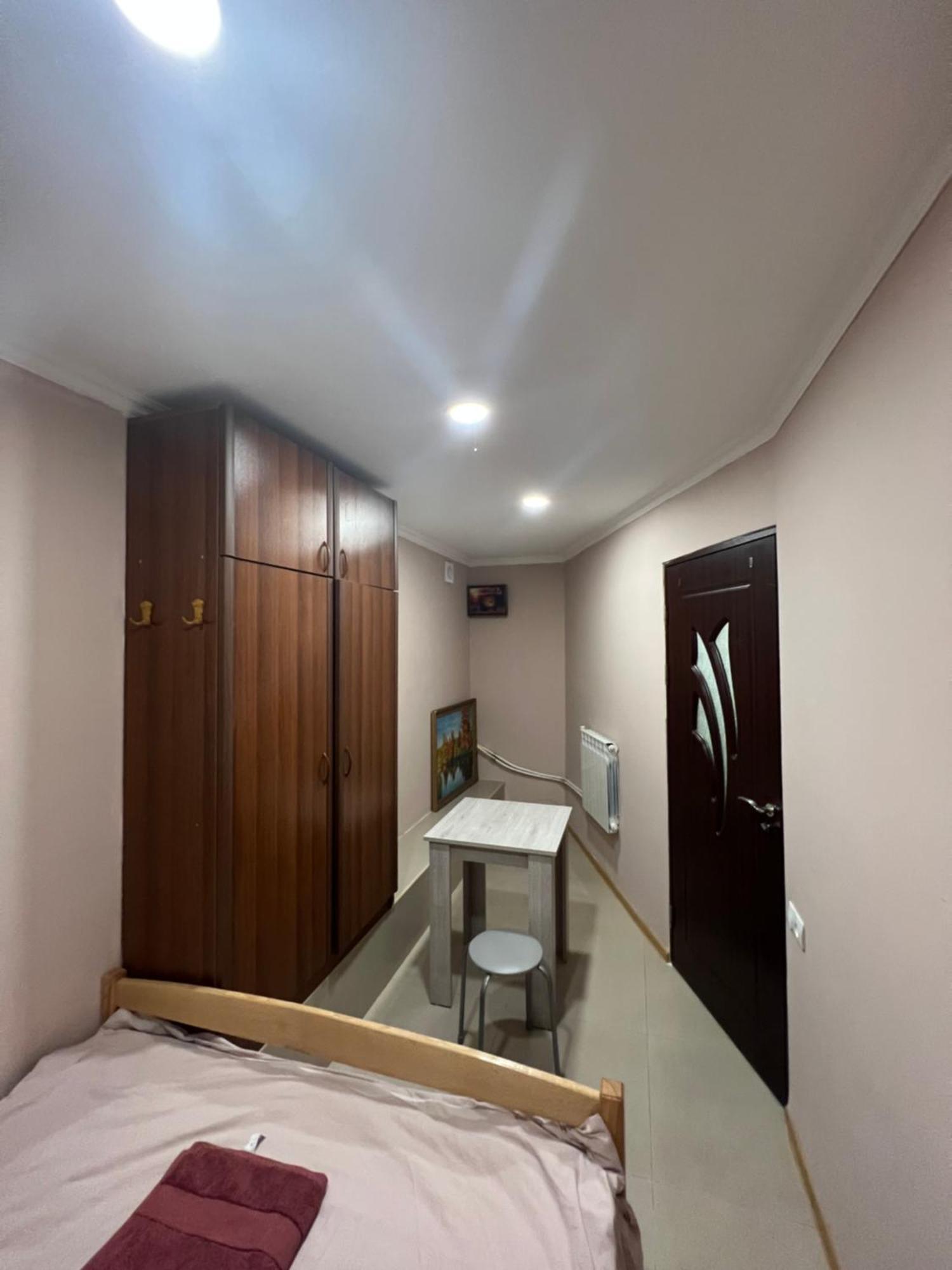 Guest House Northern Avenue Yerevan Exterior photo