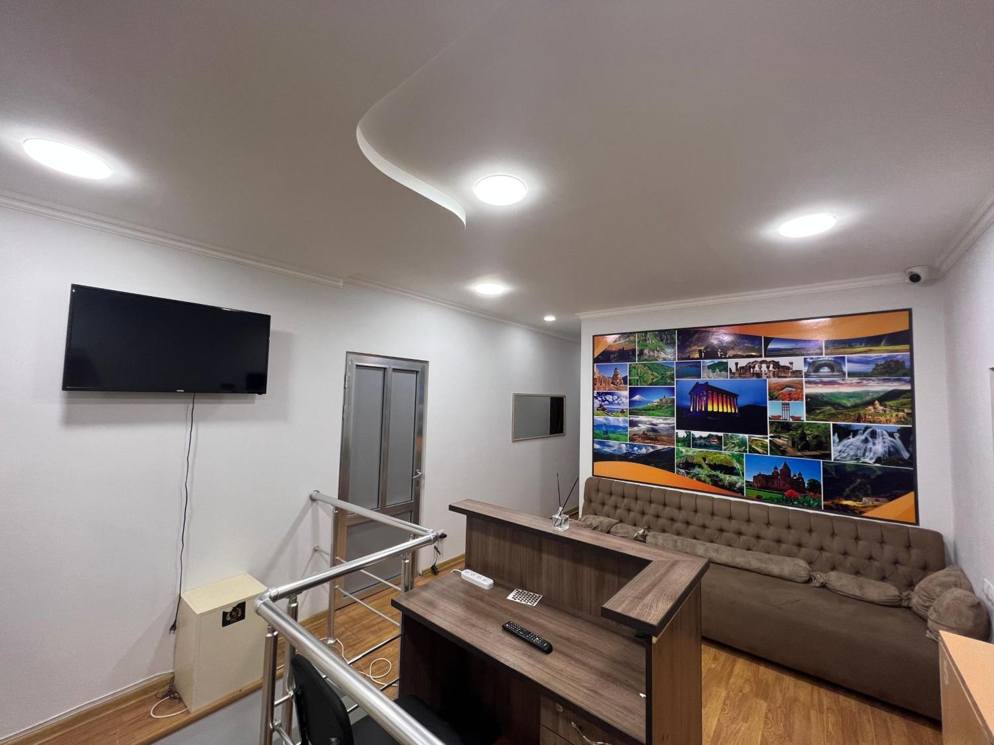 Guest House Northern Avenue Yerevan Exterior photo